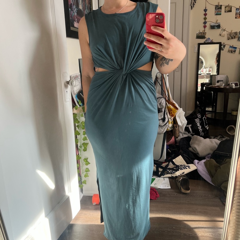 Andree by Unit Cutout Maxi Slit Dress